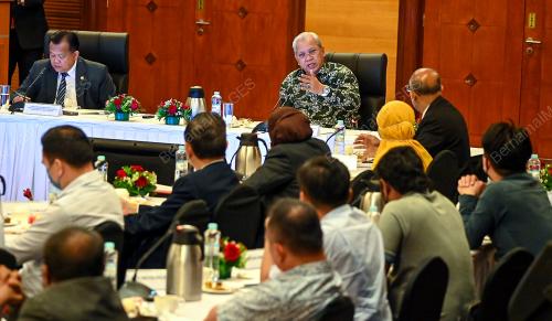 TAN SRI ANNUAR MUSA