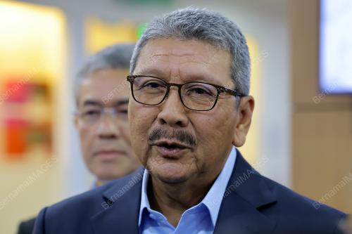 TAN SRI WAN AHMAD DAHLAN ABDUL AZIZ