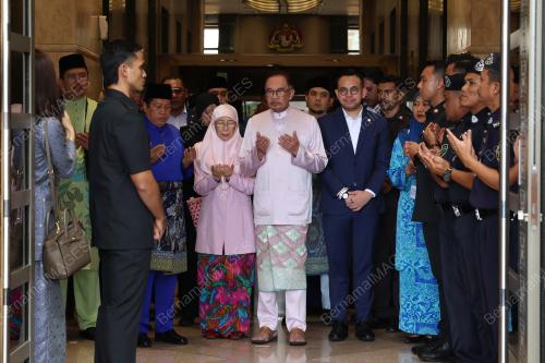 DATUK SERI ANWAR IBRAHIM