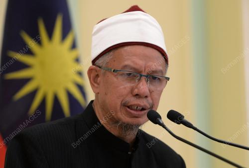 SENATOR DATUK SERI DR ZULKIFLI MOHAMAD AL-BAKRI