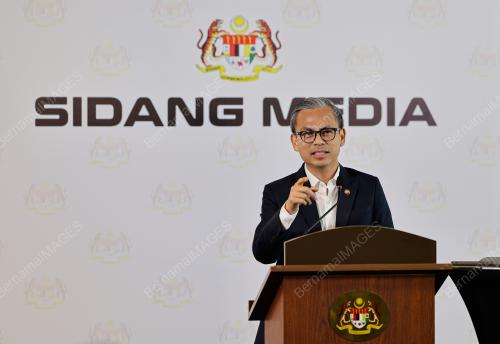 FAHMI FADZIL