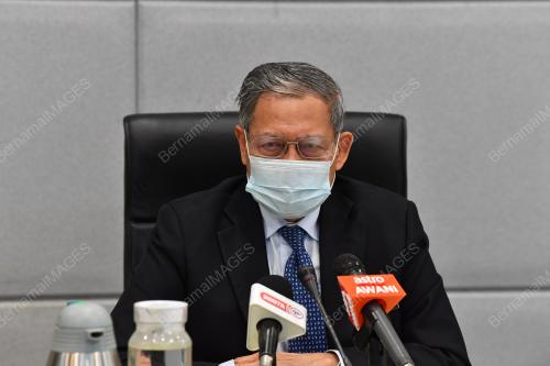 DATUK SERI MUSTAPA MOHAMED