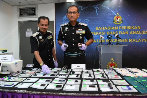 DATUK INDERA KHAIRUL DZAIMEE DAUD