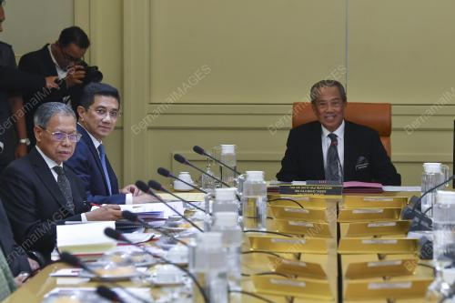 TAN SRI MUHYIDDIN YASSIN