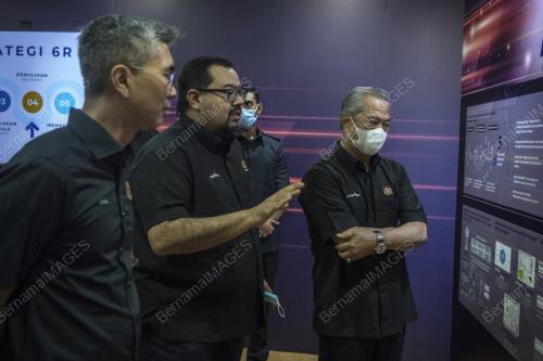 TAN SRI MUHYIDDIN YASSIN