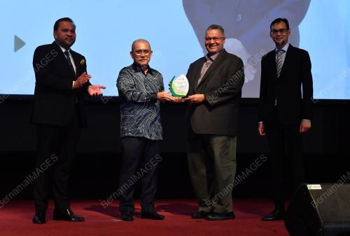 DATUK SERI DR RONALD KIANDEE