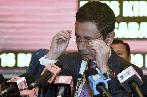 DATUK AZHAR AZIZAN HARUN