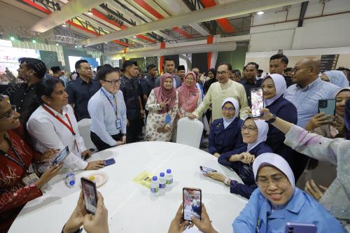 DATUK SERI ANWAR IBRAHIM