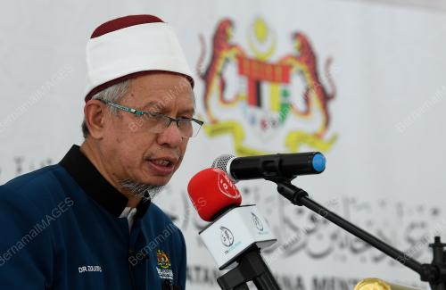 SENATOR DATUK SERI DR ZULKIFLI MOHAMAD AL-BAKRI