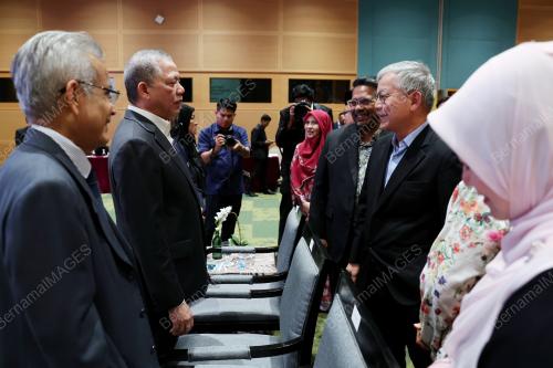 DATUK SERI FADILLAH YUSOF