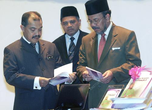 JAMIL KHIR BAHAROM
