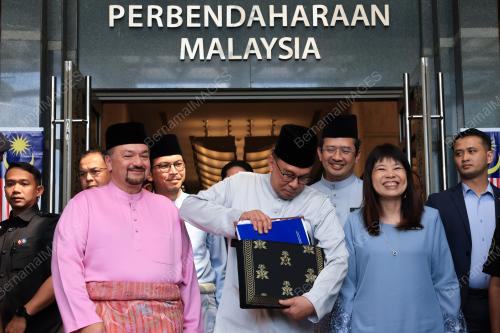DATUK SERI ANWAR IBRAHIM