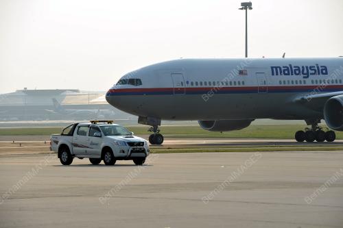 PTJ11_19092014_MH17