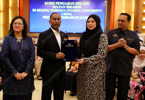 DATUK SERI DR ZAMBRY ABDUL KADIR