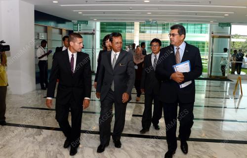 PTJ11_20022014_IBM_GLOBAL