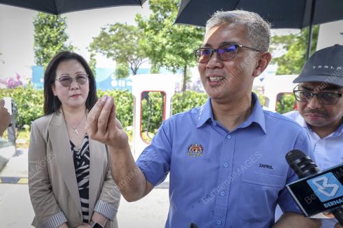 TENGKU AMIR SHAH SULTAN SHARAFUDDIN