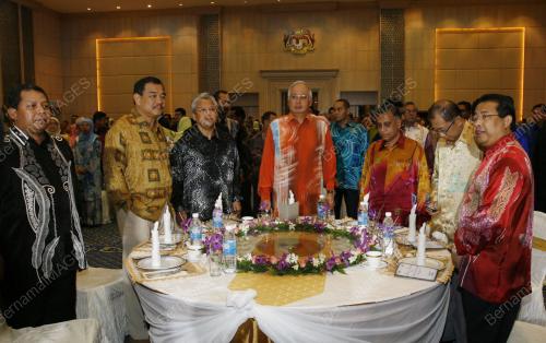 MOHD NAJIB TUN ABDUL RAZAK