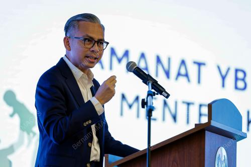 FAHMI FADZIL