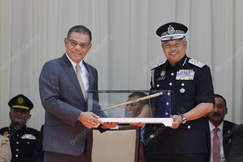 DATUK SERI SAIFUDDIN NASUTION ISMAIL