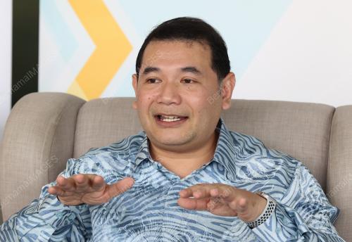 RAFIZI RAMLI
