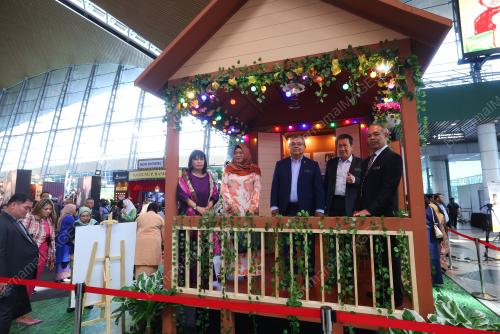 DATUK AARON AGO DAGANG
