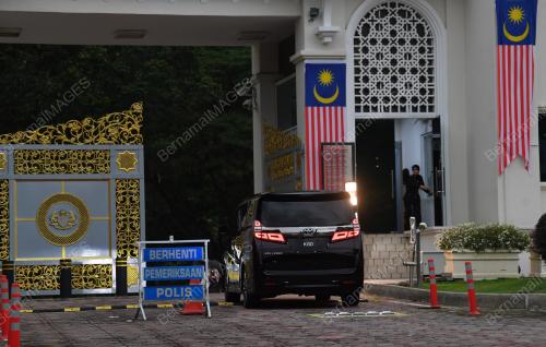 KOMPLEKS SERI PERDANA