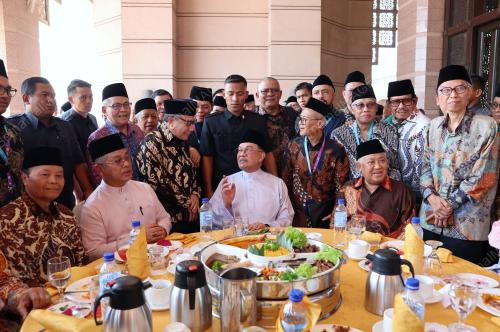 DATUK SERI ANWAR IBRAHIM