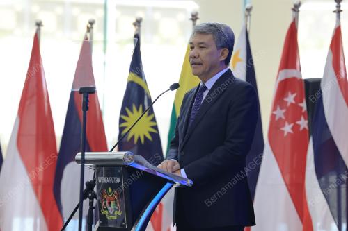 DATUK SERI MOHAMAD HASAN