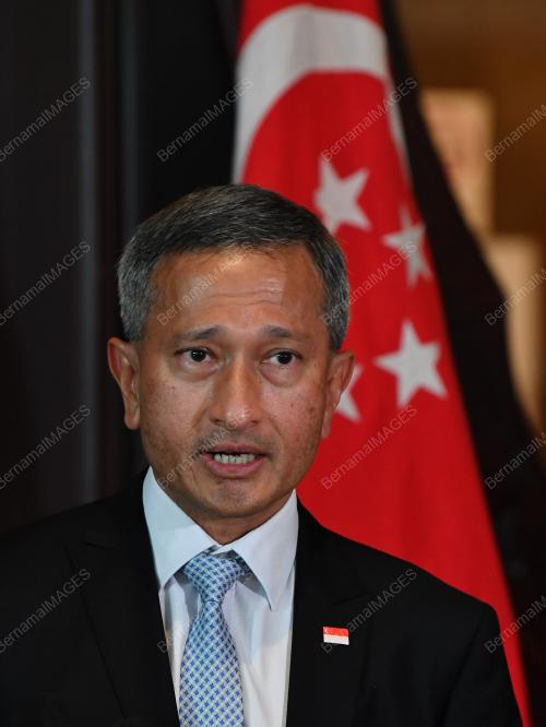DR VIVIAN BALAKRISHNAN