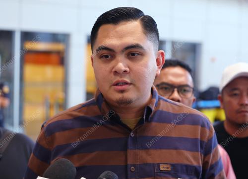 DR MUHAMAD AKMAL SALLEH