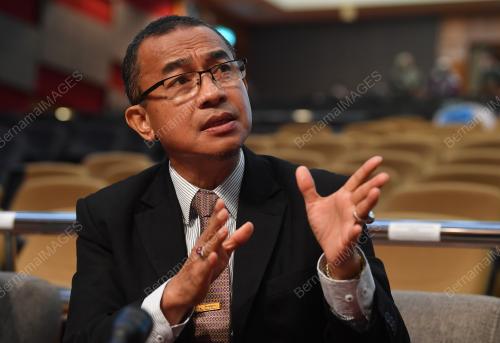 DATUK DR NOOR AZMI GHAZALI
