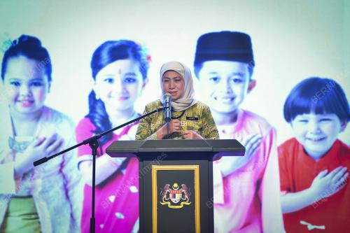 DATUK SERI NANCY SHUKRI