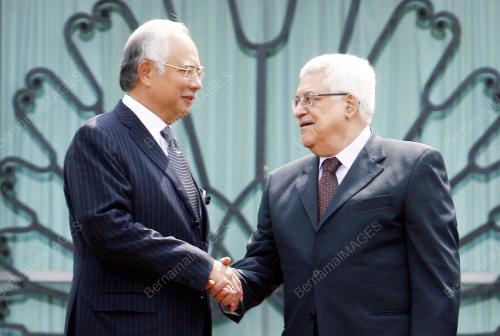 MOHD NAJIB TUN ABDUL RAZAK