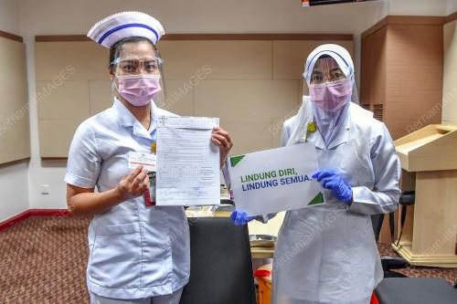 EMY ANTARA PENERIMA TERAWAL VAKISN PFIZER