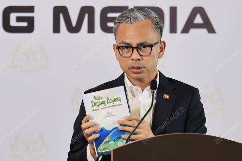 FAHMI FADZIL