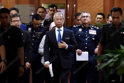 PTJ11_28112018_MUHYIDDIN