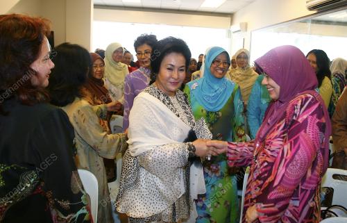 DATIN SERI ROSMAH MANSOR
