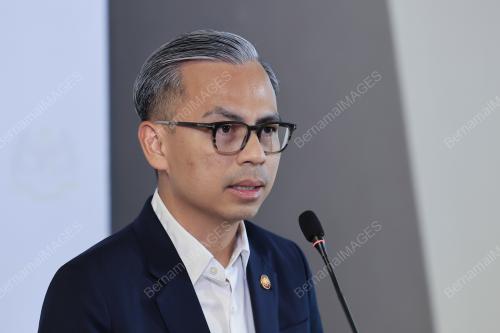 DATUK FAHMI FADZIL