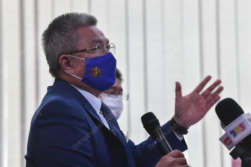 DATUK SERI DR ADHAM BABA