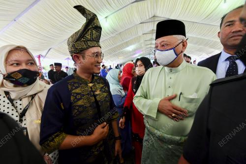 DATUK SERI ISMAIL SABRI YAAKOB