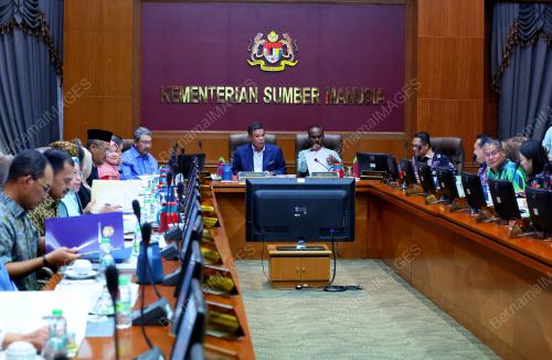 DATUK SERI SAIFUDDIN NASUTION ISMAIL