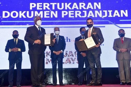 DATUK SERI ISMAIL SABRI YAAKOB