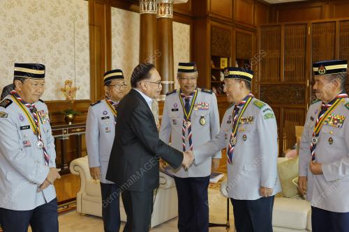 DATUK SERI ANWAR IBRAHIM
