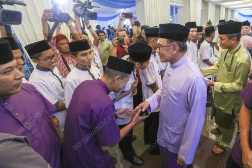 DATUK SERI ANWAR IBRAHIM