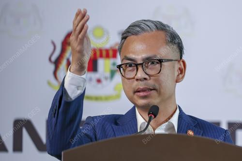 FAHMI FADZIL