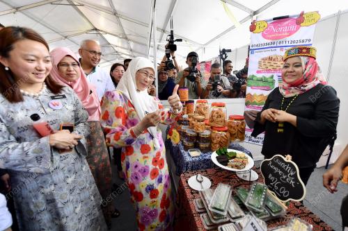 PTJ12_04032019_WANITA_BN201903032248