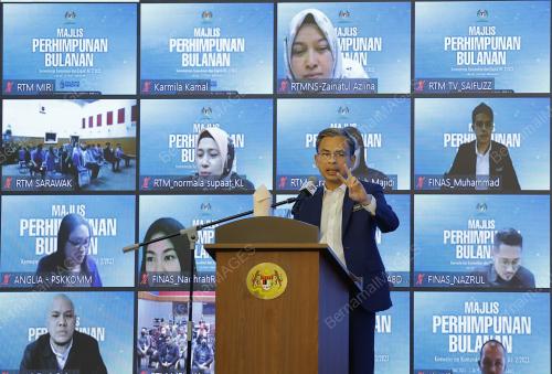 FAHMI FADZIL