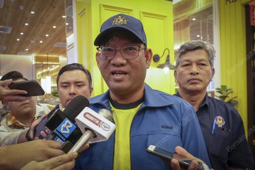 DATUK AZMAN MOHD YUSOF