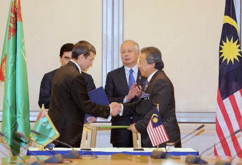 DATUK SERI NAJIB TUN RAZAK