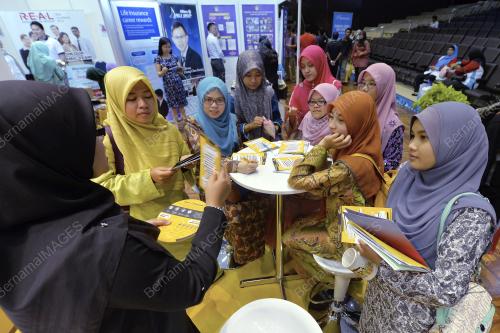 PTJ12_08042015_UKM_CAREER